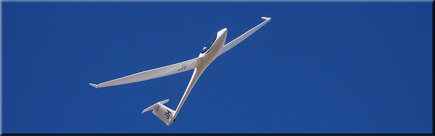 ASW-27 Glider JH, piloted by Jack Harken, Photo by Kodak DX6340 camera